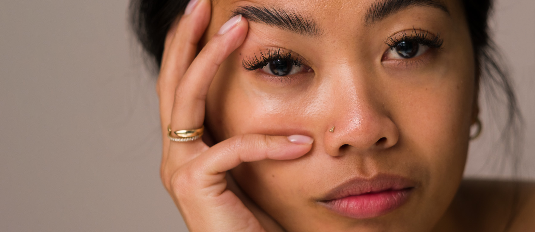 Damaged Skin Barrier: Signs, Treatment, & Prevention